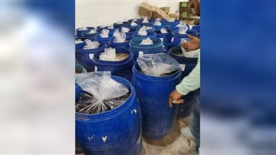 حملات تموينية مكبرة على المحال التجارية بالعاشر من رمضان