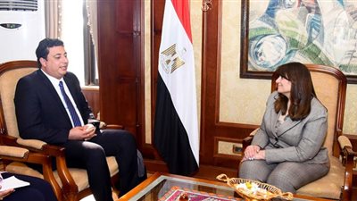 أفكار جديدة ومشروعات عالمية في أحدث لقاءات وزيرة الهجرة