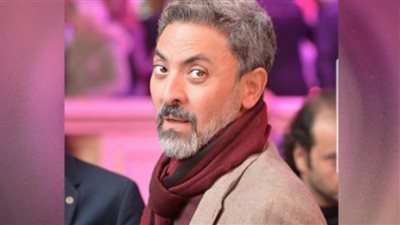 فتحي عبد الوهاب: السعادة بقت عزيزة ومش متفائل (فيديو)