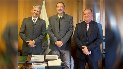 سلامة الغذاء تناقش آليات فحص اللحوم ومصنعاتها الواردة من البرازيل