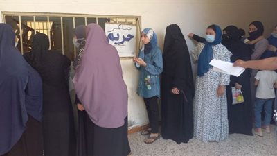 الكشف على 1308 مواطن بقافلة علاجية بفرية رأس الخليج في الدقهلية