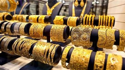 أسعار الذهب تتراجع في الأسواق اليوم