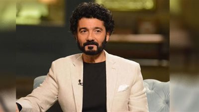 خالد النبوي يُحيي ذكرى والدته بكلمات مؤثرة (صورة)