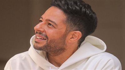 محمد حماقي يعلن موعد حفله في الرياض (شاهد)