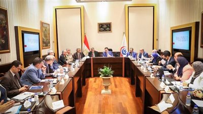 وزير الصحة يؤكد أهمية منظومة التكليف في توفير احتياجات القطاع الصحي