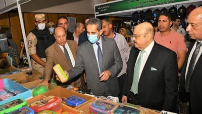 تخفيضات تصل لـ 30% بمعرض أهلا مدارس فى الغربية