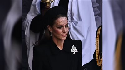 كيت ميدلتون تكرم الأميرة ديانا فى موكب الملكة إليزابيث.. صور