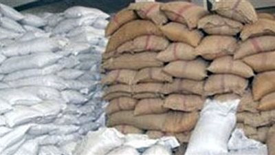 ضبط المدير المسئول عن مخبز بلدي بالقليوبية لتجميعه 10.450 طن دقيق