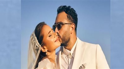 هشام عاشور يكشف حقيقة انفصاله عن نيللى كريم.. تفاصيل