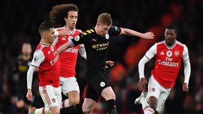 مانشستر سيتي يقرر عدم التعامل مع اَرسنال بشأن بيع نجومه