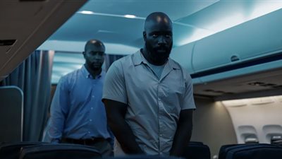 لويس جاسبارعلامة استفهام في Plane