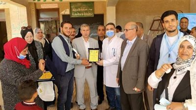 تعليم الشرقية يستقبل القوافل الطبية بمركز ههيا