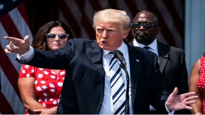 إيلون ماسك يُعيد دونالد ترامب لتويتر