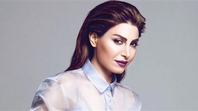 يارا تكسب رضا شرطة الموضة يإطلالتها في الرياض| صور