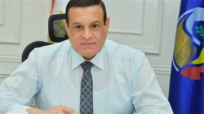 وزير التنمية المحلية: نعمل على استثمار الطاقات البشرية وتنمية مهارات العاملين
