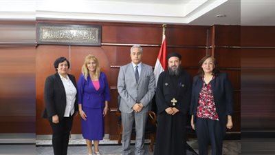 وزير القوى العاملة يبحث مع وفد أسقفية الخدمات العامة والاجتماعية التعاون المشترك