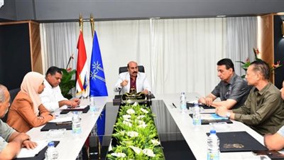 محافظ أسوان .. عدم السماح بتجديد الترخيص أو التشغيل للرحلات السياحية إلا لعربات الحنطور المميزة والملتزم أصحابها بخط السير المحدد