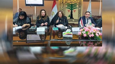 القومي للطفولة يناقش تدابير عاجلة لحماية الأطفال من الإنترنت