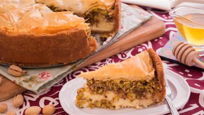 طريقة عمل تشيز كيك بالبقلاوة من المطبخ التركي