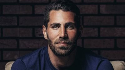 التفاصيل الكاملة لحفل عزيز مرقة الليلة