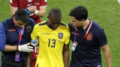 فالنسيا يتعرض لإصابة قوية في مباراة الإكوادور وقطر
