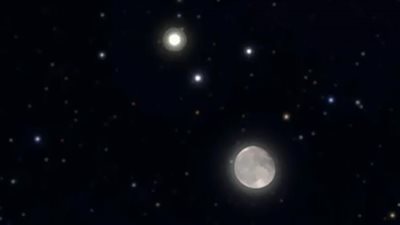 موعد ظاهرة اقتران القمر مع النجم بولوكس.. انظروا إلى السماء الليلة