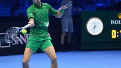 ديوكوفيتش يحصد لقب البطولة الختامية للتنس