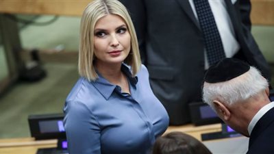 إيفانكا ترامب متهمة بالإبلاغ عن الوثائق السرية لوالدها