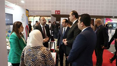 رئيس هيئة الرعاية الصحية يزور مدينة الشيخ شخبوط الطبيَّة بدبي