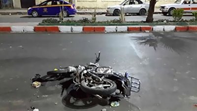 مصرع شاب وإصابة شقيقه في انقلاب دراجة بخارية