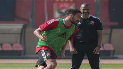 انتظام لاعبي الأهلي الدوليين في المران الصباحي
