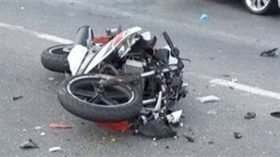 مصرع شخص وإصابة آخر أثر انقلاب دراجة نارية