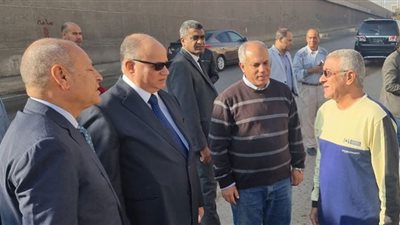 محافظ القاهرة يتفقد أعمال الإزالة الجارية لتعارضات توسعة طريق السويس