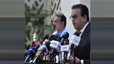 وزير الصحة يؤكد توافر علاج الفيروس المخلوى