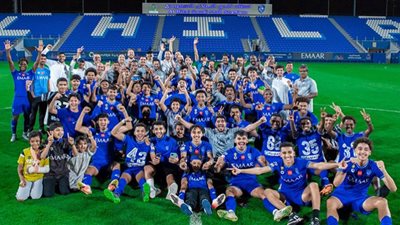 الهلال السعودي يسعى لخطف صدارة الدوري على حساب الوحدة