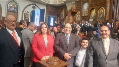 «مواطنة الوفد» تشارك الكنيسة أفراحها.. صور