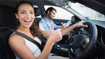 10 أشخاص ممنوعين من قيادة السيارات.. مرضى الصرع أبرزهم