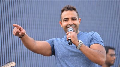 محمد عدوية يهد المعبد بعد شوية