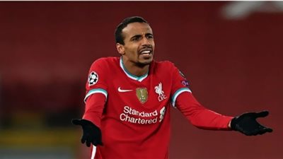 وولفرهامبتون يحرز الهدف الأول أمام ليفربول بالنيران الصديقة