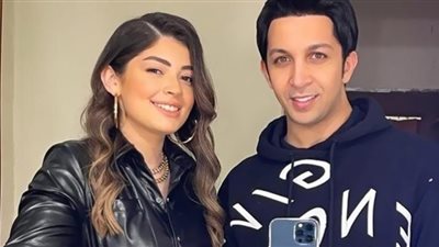 هشام جمال يشيد بالمستوى الفني لأول تجربة غنائية لـ ليلى أحمد زاهر