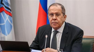 إيطاليا تُهدي وزير الخارجية الروسي ملحمة شعرية كوميدية