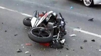 إصابة 3 أشخاص فى حادث انقلاب موتوسيكل بقنا