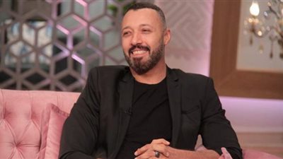 إجبار أحمد فهمي على الاعتذار من 
