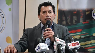 وزير الرياضة يشهد بطولة الجمهورية للطاولة المؤهلة لكأس العالم بمقدونيا