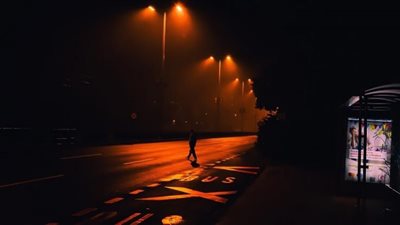 شوارع باريس ملطخة بدماء الأطفال