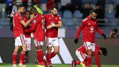 الأهلي تخطى سياتل من نصف فرصة والفوز على الريال مرهون بالطموح