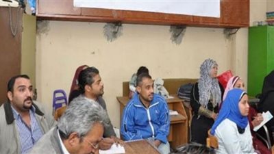 قرار حكومي بمراجعة برامج محو الأمية والعمل على زيادة كفاءتها (فيديو)