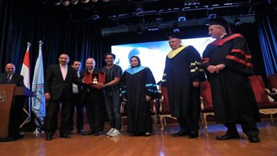 إعلام الشروق يحتفل بتخريج دفعة شيخ الإذاعيين فهمي عمر