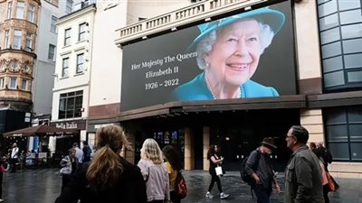 150 سينما تعرض جنازة إليزابيث مجانًا الاثنين المقبل