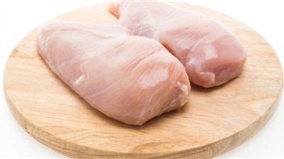 البانيه بـ 200 جنيه.. أسعار غير متوقعة للفراخ اليوم الأحد